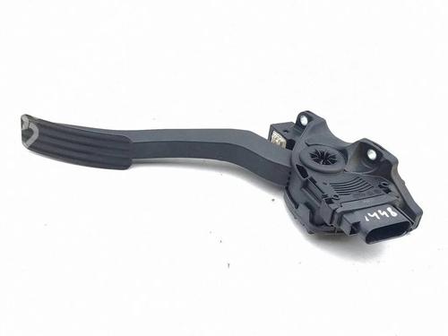 Pedal Pedal LAND ROVER RANGE ROVER IV (L405) 4.4 SDV8 4x4 (340 hp) 37585889 37585889