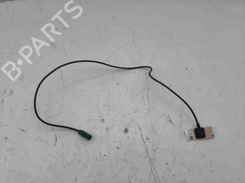 Antenne/Base TESLA MODEL S (5YJS) 60 (306 hp) 28862963