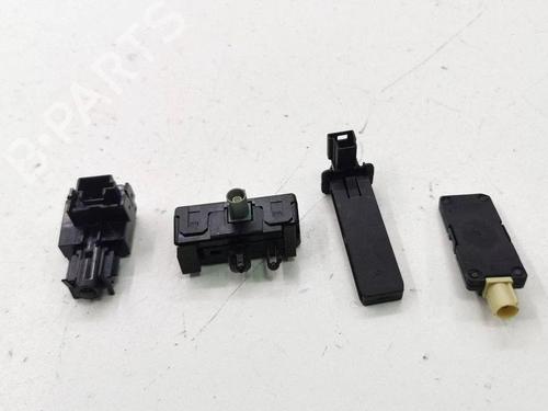 Electronic sensor AUDI A3 Limousine (8YS, 8YM) 35 TFSI Mild Hybrid | BP38280936M84 - Image 3