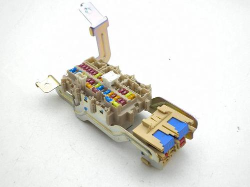 Used Fuse box Fuse box 38247092 38247092
