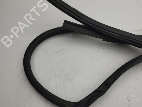 Rubber door seal NISSAN QASHQAI II (J11, J11_) 1.3 DIG-T | BP28897190C142 