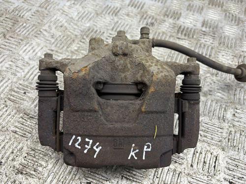 Venstre bremsekaliper foran CHEVROLET TRAX 1.6 (116 hp) 29638675