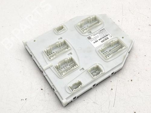 Used Control unit Control unit MERCEDES-BENZ A-CLASS (W177) A 200 (177.087) (163 hp) 39749425 39749425