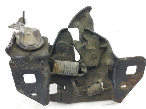 Hood lock CHRYSLER VOYAGER IV (RG, RS) 2.8 CRD | BP28874636C133 