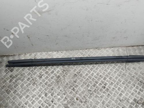 Poignée de toit intérieure SEAT ATECA (KH7, KHP) 1.5 TSI (150 hp) 28897531