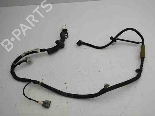 Used Wiring harness HONDA CR-V II (RD_) 2.2 CTDi (RD9) (140 hp) 28851141