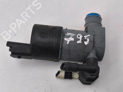 Used Windscreen washer tank Windscreen washer tank 33922125 33922125