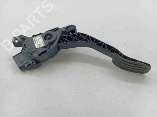 Pedal VOLVO S60 I (384) D5 (163 hp) 28850887