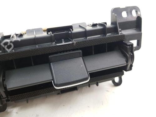 Air vent TOYOTA AURIS (_E18_) 1.4 D-4D (NDE180_, NDE180R) | BP28875505I21 