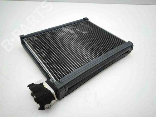 AC radiator JAGUAR XF I (X250) 2.7 D | BP29230967M32 
