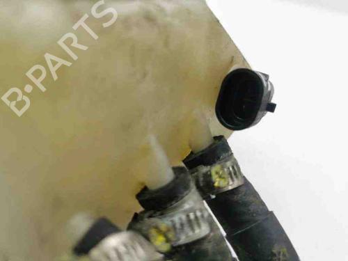 Brake fluid reservoir MASERATI QUATTROPORTE V 4.2 | BP28903841M118