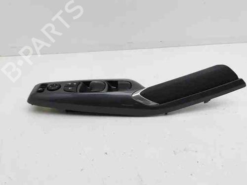 Right rear window switch NISSAN JUKE (F16_) 1.6 Hybrid | BP28864920I28