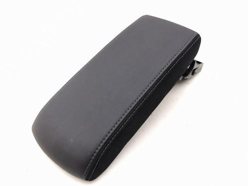Used Armrest / Center console PEUGEOT 2008 II (UD_, US_, UY_, UJ_, UR_, UC_) 1.2 PureTech 130 (USHNS, URHNS) (130 hp) 29569465