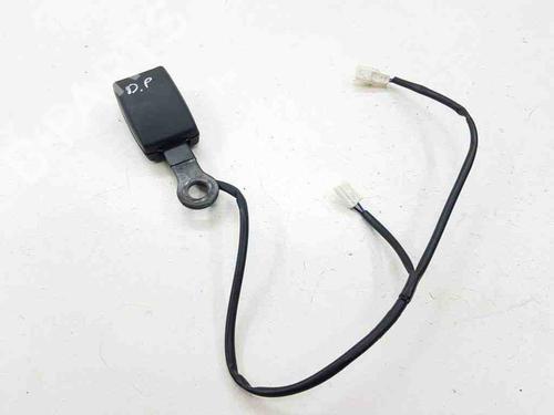 Used Seat buckle NISSAN X-TRAIL I (T30) 2.2 dCi 4x4 (136 hp) 28888991