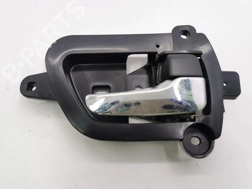 Used Rear right interior door handle Rear right interior door handle 36079654 36079654