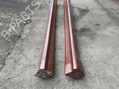 Right sideskirt MITSUBISHI OUTLANDER II (CW_W) 2.2 DI-D 4WD | BP28869500C114 