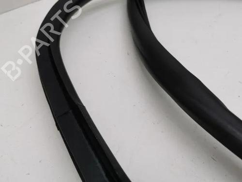 Rubber door seal OPEL INSIGNIA B Sports Tourer (Z18) 1.6 CDTi (35) | BP28865239C142 