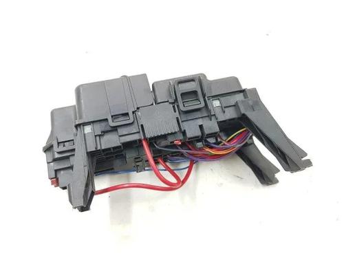Used Fuse box Fuse box 28848556 28848556