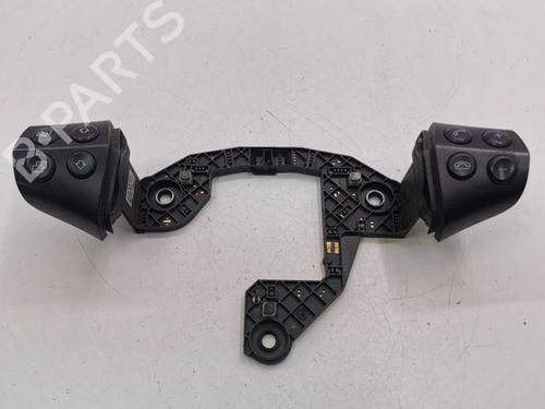 Used Steering wheel controls MERCEDES-BENZ A-CLASS (W169) A 170 (169.032, 169.332) (116 hp) 28853832