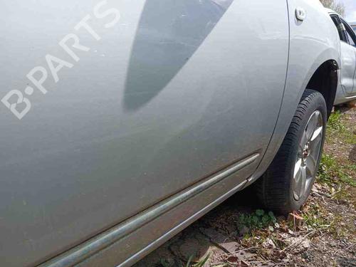 Dør høyre foran KIA CARENS I MPV (FC, FJ) 2.0 CRDi | BP28889721C3