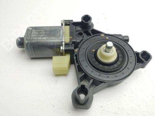 Used Left front window motor AUDI Q2 (GAB, GAG) 30 TFSI (110 hp) 28898774