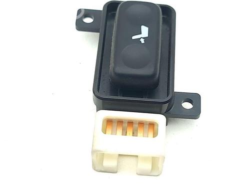 Switch TOYOTA AURIS (_E18_) 1.4 D-4D (NDE180_, NDE180R) | BP28874354I30 
