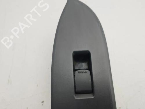 Left front window switch SUZUKI GRAND VITARA II (JT, TE, TD) 1.9 DDiS All-wheel Drive (JT419, TD44, JB419WD, JB419XD,... | BP33879174I27 - Image 3