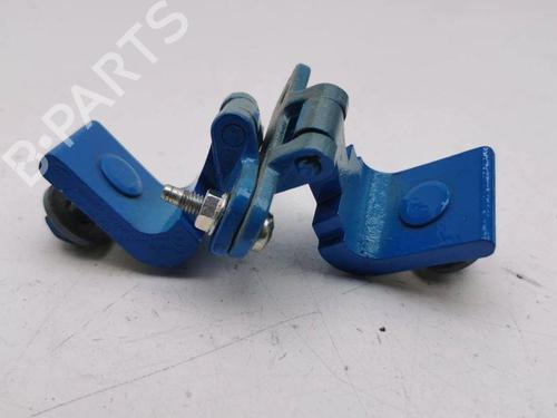 Used Hinge/Door check strap AUDI A3 Sportback (8VA, 8VF) 1.0 TFSI (115 hp) 28899963