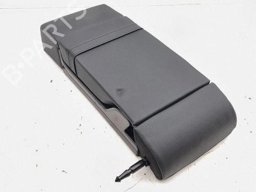 Used Armrest / Center console Armrest / Center console MERCEDES-BENZ A-CLASS (W177) A 200 (177.087) (163 hp) 39749390 39749390