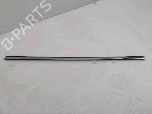 Used Door moulding trim OPEL ANTARA A (L07) 2.0 CDTI 4x4 (150 hp) 28891185