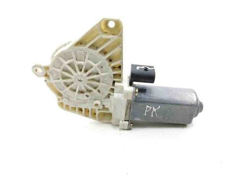 Rudehejsemotor forskærm venstre MERCEDES-BENZ B-CLASS Sports Tourer (W245) B 180 CDI (245.207) (109 hp) 28887276