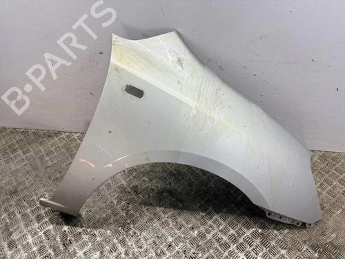 Used Right front fenders Right front fenders 37445919 37445919