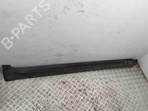 Próg prawy CITROËN C4 CACTUS 1.6 HDi 90 | BP28843568C114