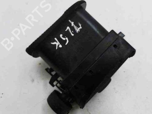 Used Air vent MERCEDES-BENZ A-CLASS (W168) A 170 CDI (168.008) (90 hp) 28857239