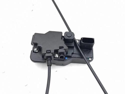 Rear left lock TESLA MODEL S (5YJS) 70D AWD | BP37798252C100 - Image 4