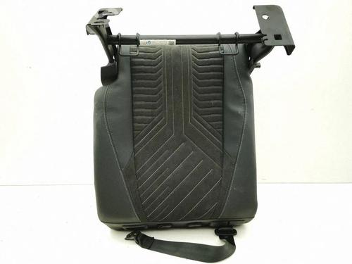 Sedile posteriore Sedile posteriore PEUGEOT 3008 III (KA_, KB_, KC_) e-210 (KCZKZX) (213 hp) 37404116 37404116