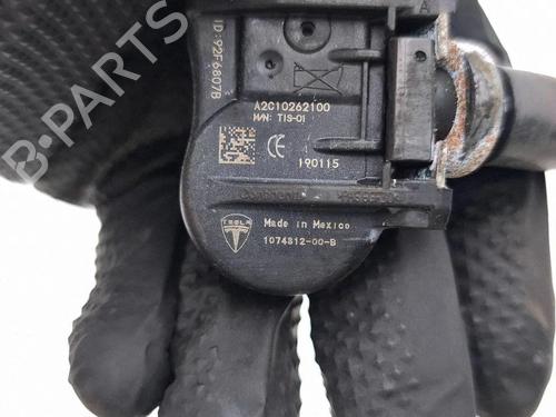Electronic sensor TESLA MODEL S (5YJS) 70D AWD | BP37738421M84  - Image 6