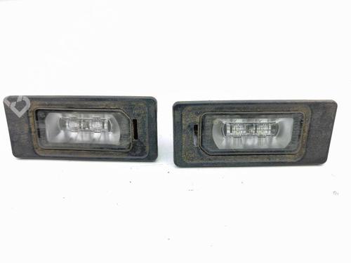 Nummerpladelys AUDI A6 Allroad C7 (4GH, 4GJ) 3.0 TDI quattro (313 hp) 29752555