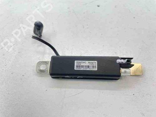 Used Electronic module CHRYSLER VOYAGER II (ES) 2.5 TD (118 hp) 28871078