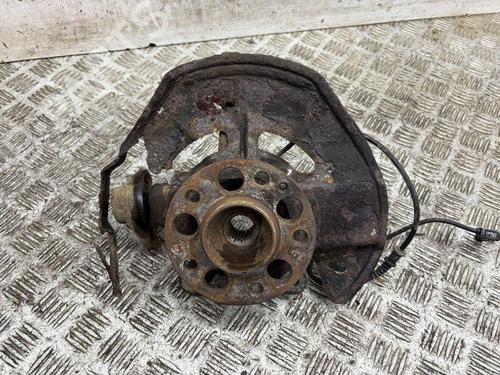 Mangueta delantera izquierda MERCEDES-BENZ A-CLASS (W169) A 160 CDI (169.006, 169.306) (82 hp) 30805802