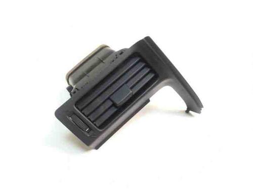 Used Air vent TOYOTA VERSO (_R2_) 2.2 D-4D (AUR21_, AUR21R) (150 hp) 28869204