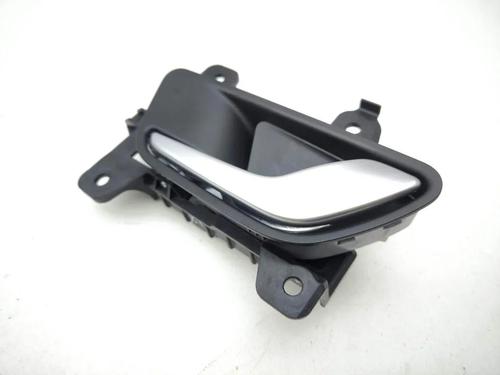 Used Front left interior door handle Front left interior door handle 33863396 33863396