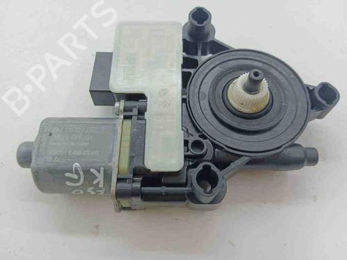 Vindusheismotor venstre bak SEAT ATECA (KH7, KHP) 1.5 TSI (150 hp) 28897575