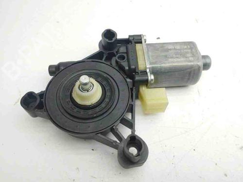 Used Left front window motor AUDI Q2 (GAB, GAG) 30 TFSI (110 hp) 28898773