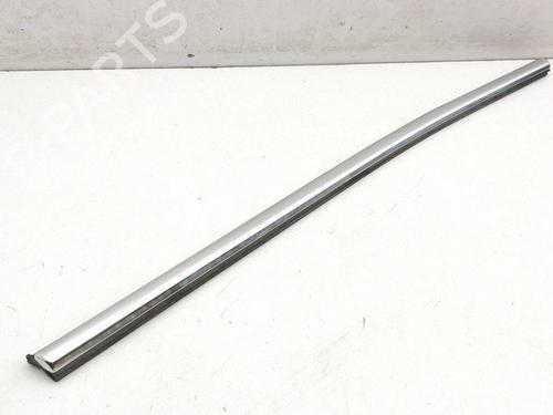 Used Door moulding trim Door moulding trim MASERATI LEVANTE SUV (M161) 3.0 S Q4 (430 hp) 40288718 40288718