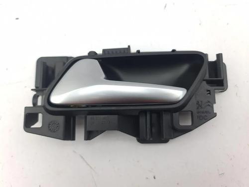 Used Front left interior door handle Front left interior door handle 33915822 33915822