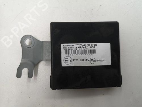 Used Electronic module Electronic module TOYOTA COROLLA Verso (ZER_, ZZE12_, R1_) 2.0 D-4D (CUR10_, CUR10R) (116 hp) 33251842 33251842