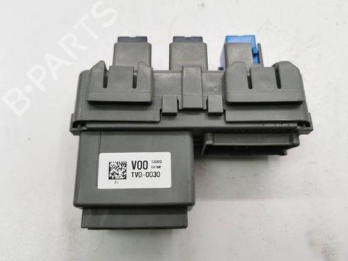 Sikringsdose HONDA CR-V II (RD_) 2.2 CTDi (RD9) (140 hp) 28853003
