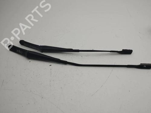 Used Rear windshield wiper arm Rear windshield wiper arm 36208016 36208016