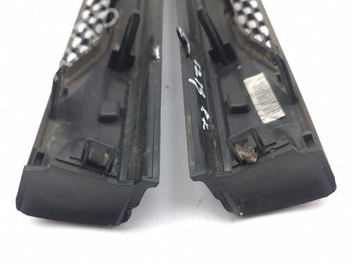 Front right wheel arch trim LAND ROVER RANGE ROVER EVOQUE (L538) 2.2 D 4x4 | BP28879011C135 